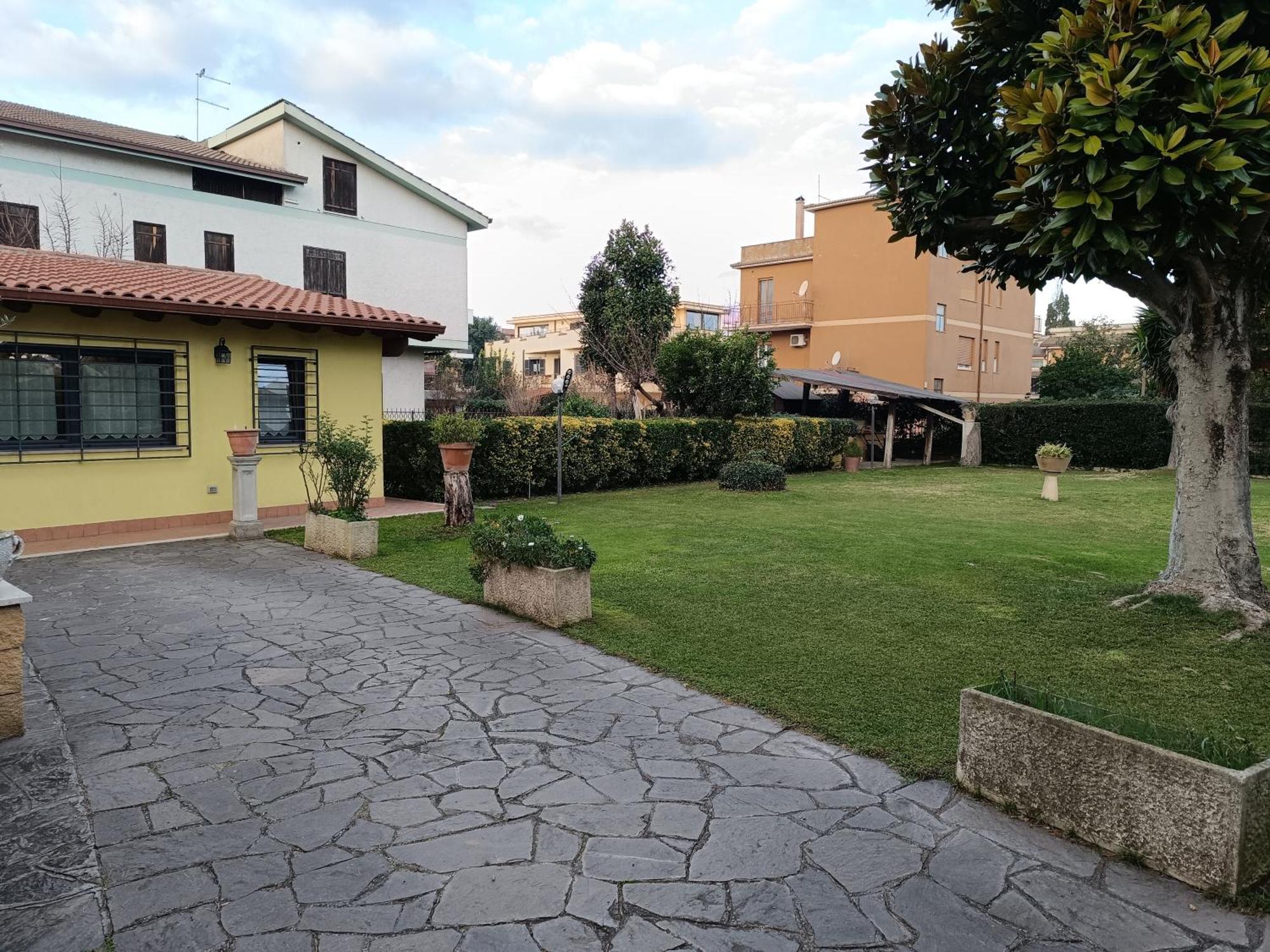 Lochaletcivico47 Rome Exterior photo